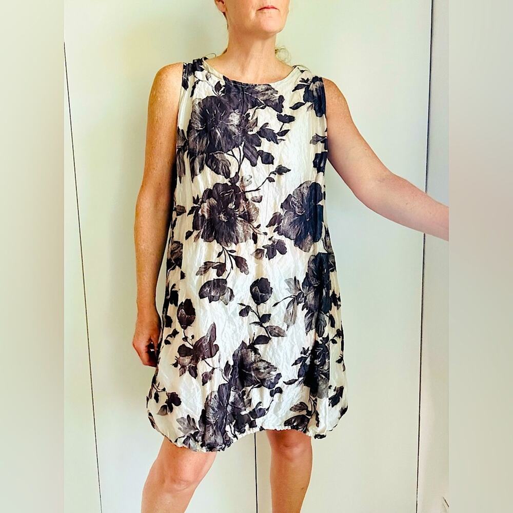 Bryn Walker Womens Dress Size Small Floral Print Bubble Hemline White Gray